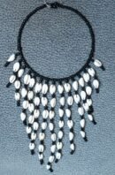 Parure Cauris Élégance – Collier & Boucles d’oreilles